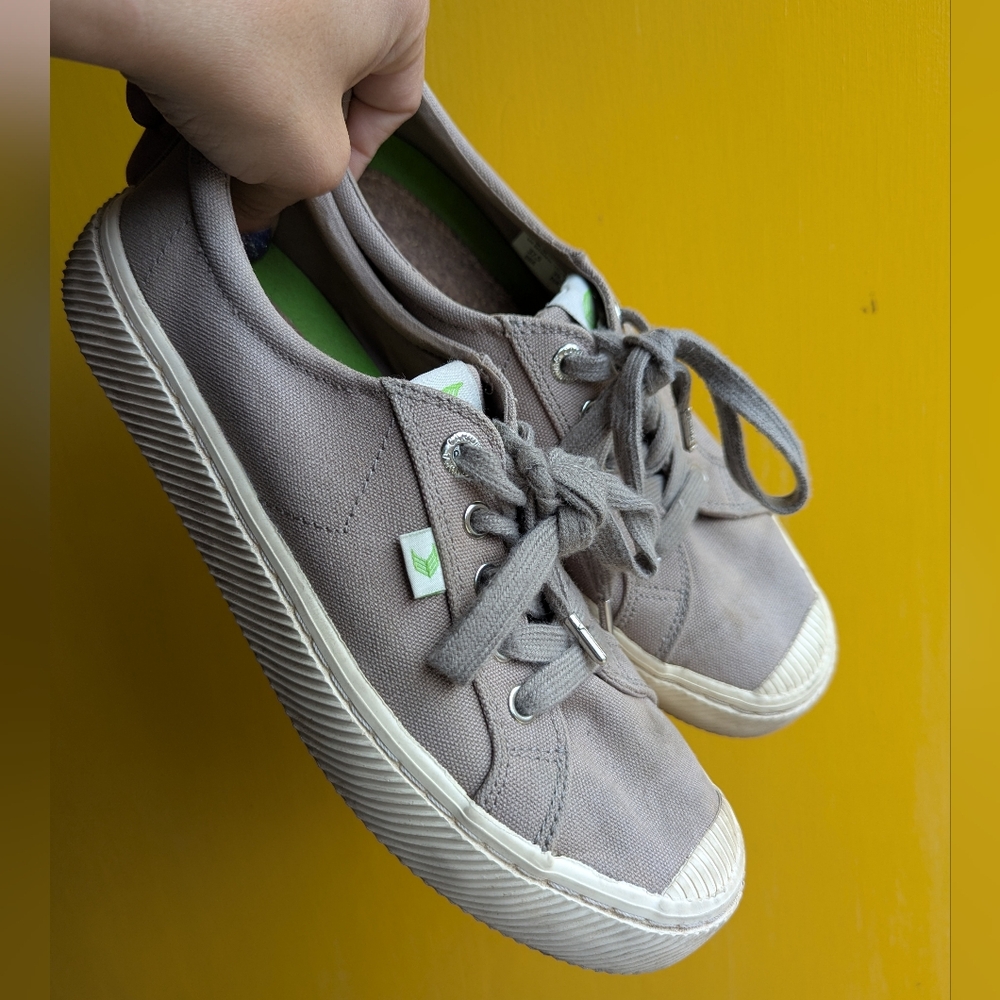 Cariuma Oca low 8.5